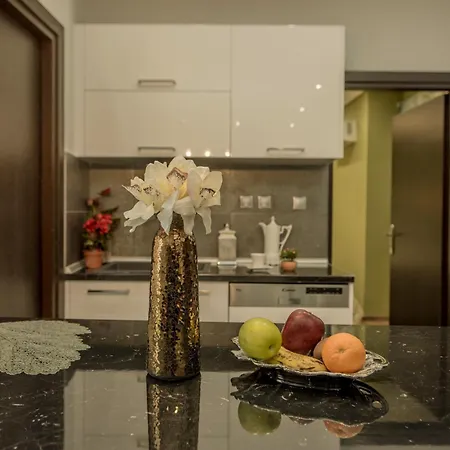 Eva's Luxurious Penthouse #mitropoleos6 アパート *