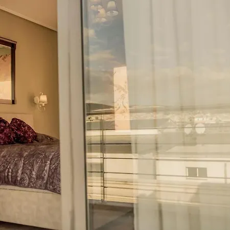Eva's Luxurious Penthouse #mitropoleos6