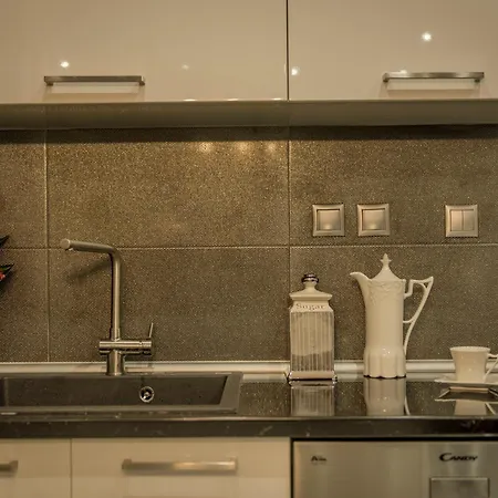 Daire Eva's Luxurious Penthouse #mitropoleos6